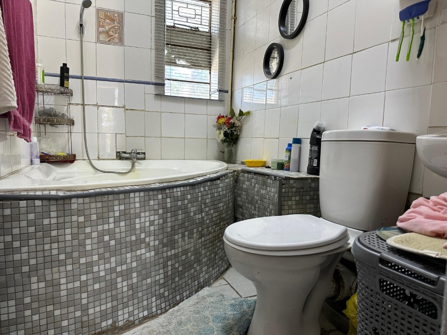 To Let 2 Bedroom Property for Rent in Kensington Eastern Cape